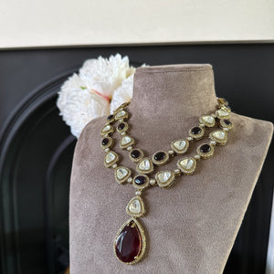INAAYA Necklace Set