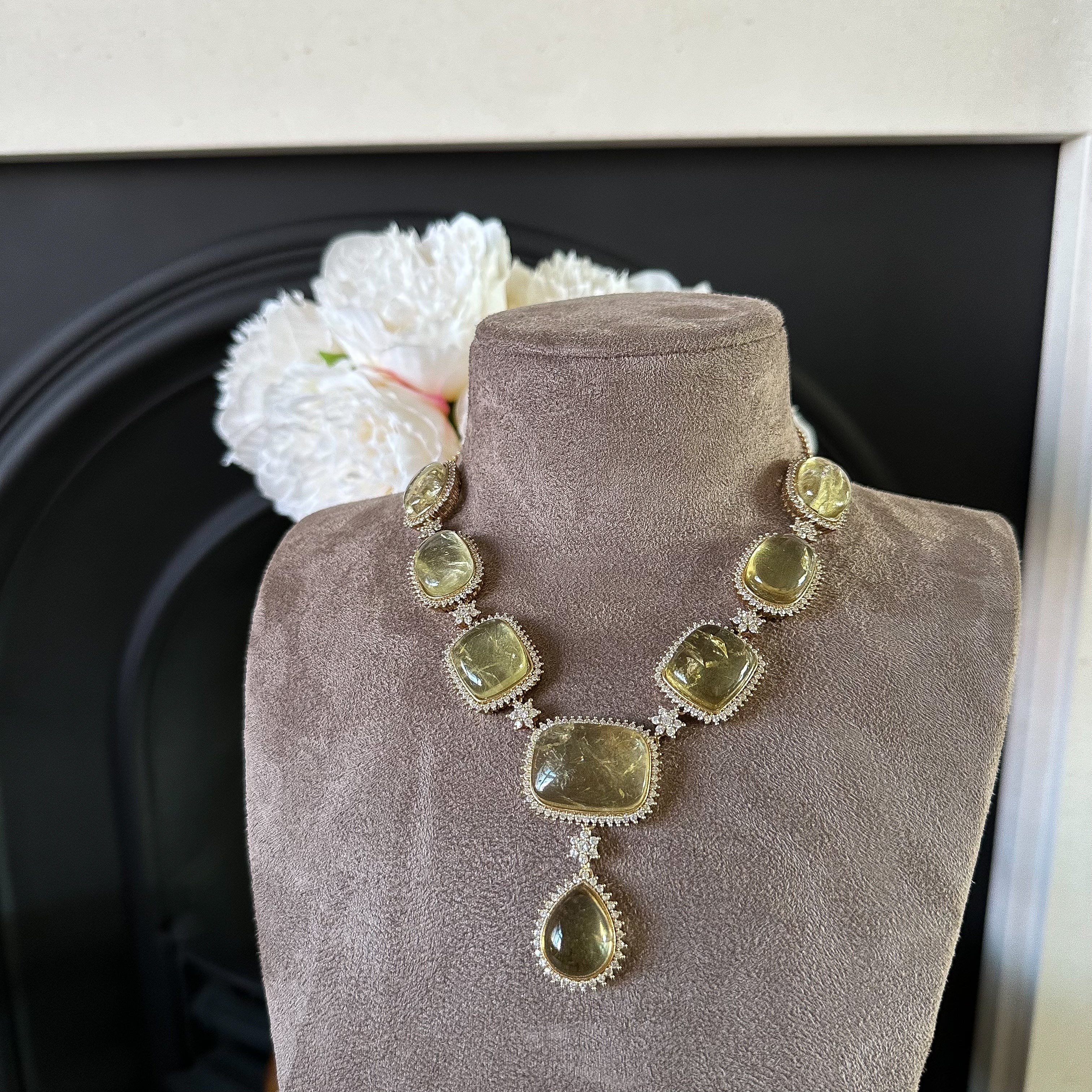 GIA Necklace Set